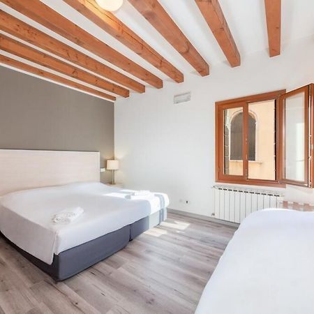 B And B Casanova Ai Tolentini Venesia Bagian luar foto