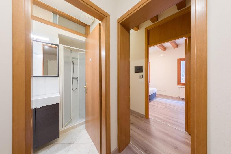 B And B Casanova Ai Tolentini Venesia Bagian luar foto
